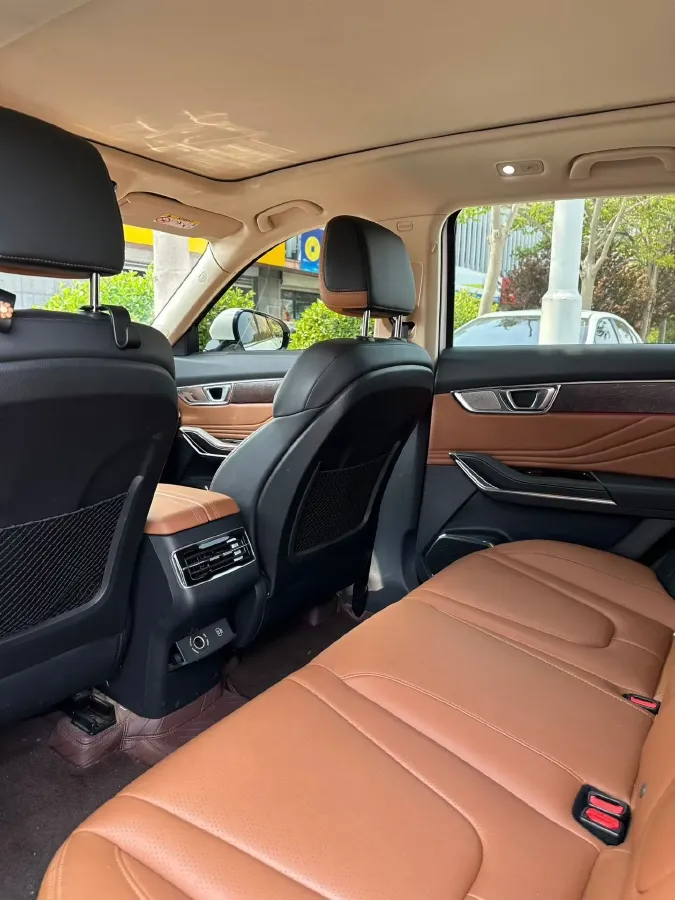 2022 Bestune T99 2.0T 224HP L4 6AT,autocango,china used car exporter,china ev exporter,chinese used car exporter,chinese used ev exporter