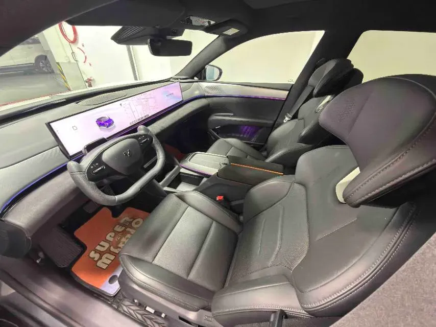 2023 Honda CR-V 2.0L 150HP L4 E-CVT PHEV 17.7KWH,autocango,china used car exporter,china ev exporter,chinese used car exporter,chinese used ev exporter