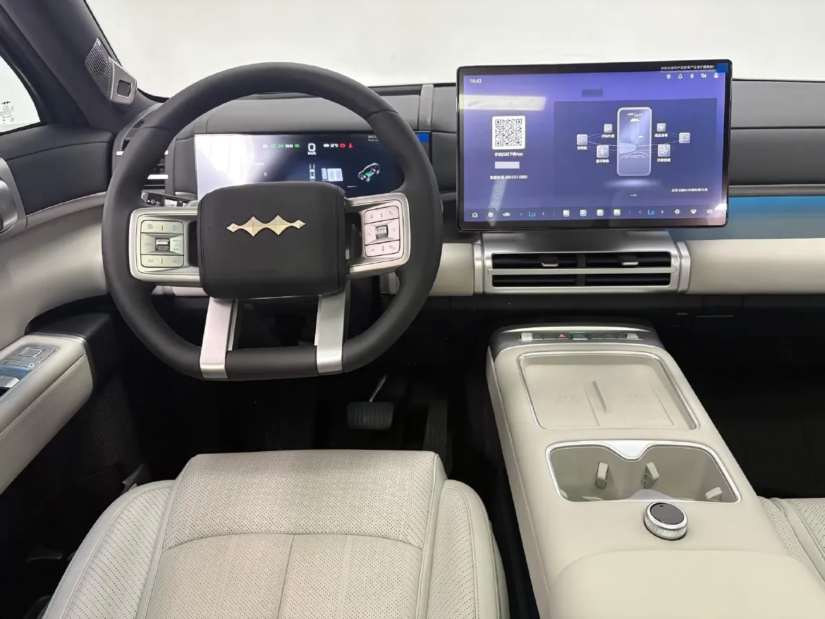 2025 FangChengBao Tai 7 1.5T 156HP L4 E-CVT PHEV,autocango,china used car exporter,china ev exporter,chinese used car exporter,chinese used ev exporter
