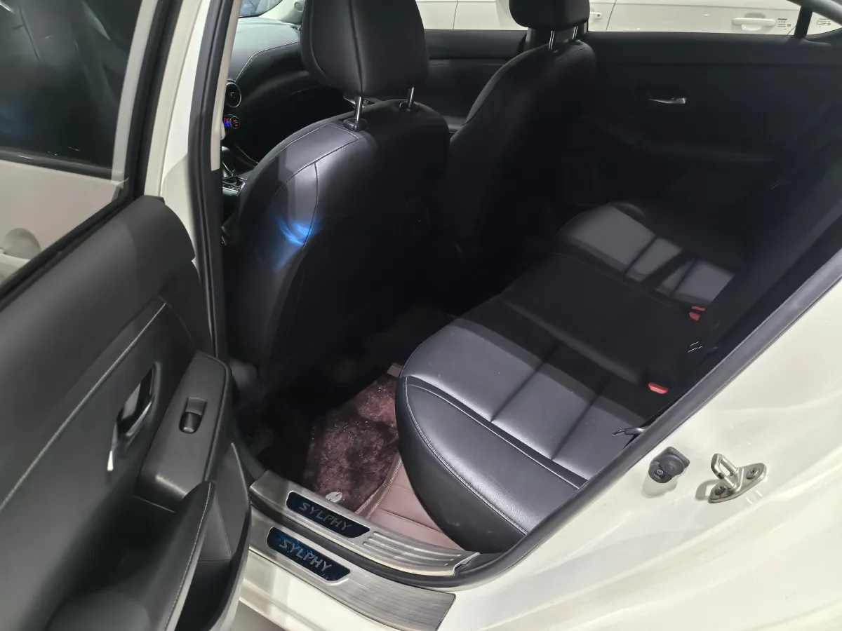 2021 Nissan Sylphy 1.6L 135HP L4 CVT,autocango,china used car exporter,china ev exporter,chinese used car exporter,chinese used ev exporter