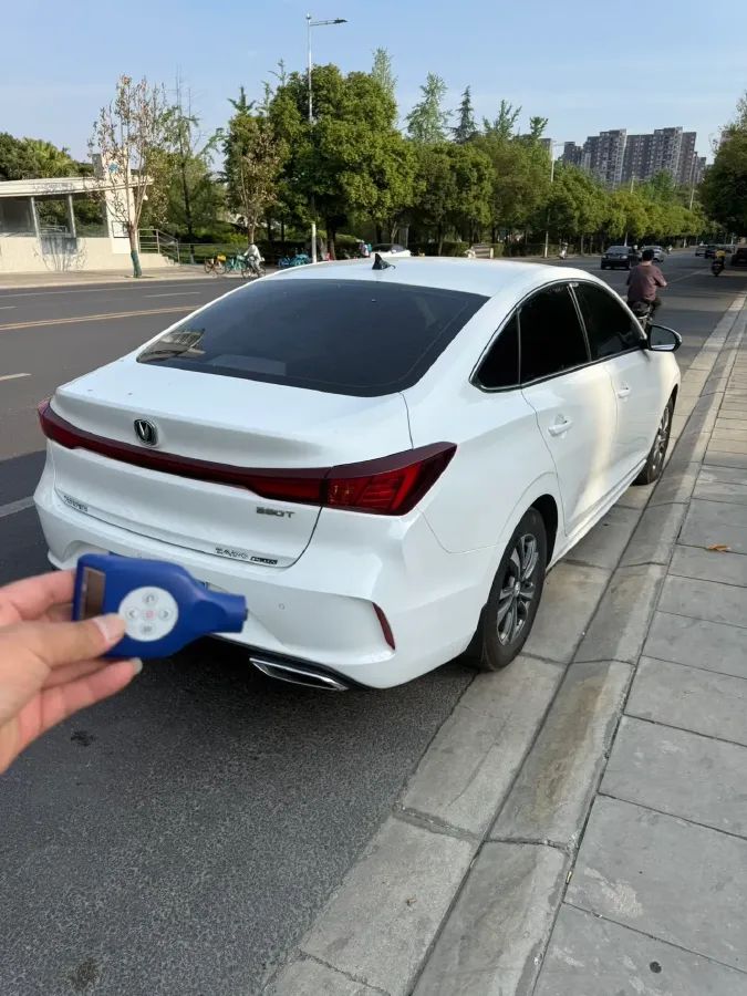 2022 ChangAn Eado 1.4T 160HP L4 7DCT,autocango,china used car exporter,china ev exporter,chinese used car exporter,chinese used ev exporter