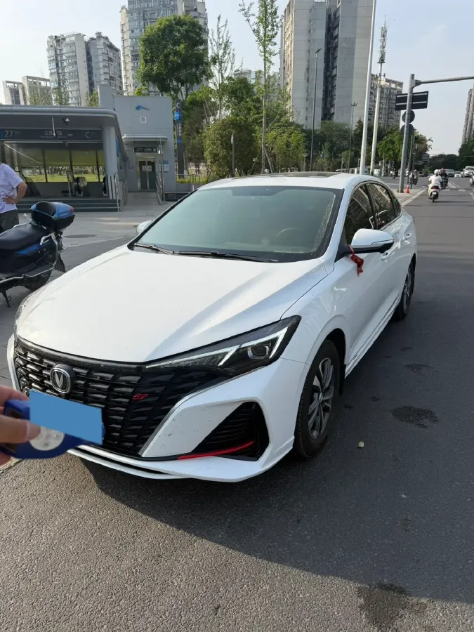 2022 ChangAn Eado 1.4T 160HP L4 7DCT,autocango,china used car exporter,china ev exporter,chinese used car exporter,chinese used ev exporter