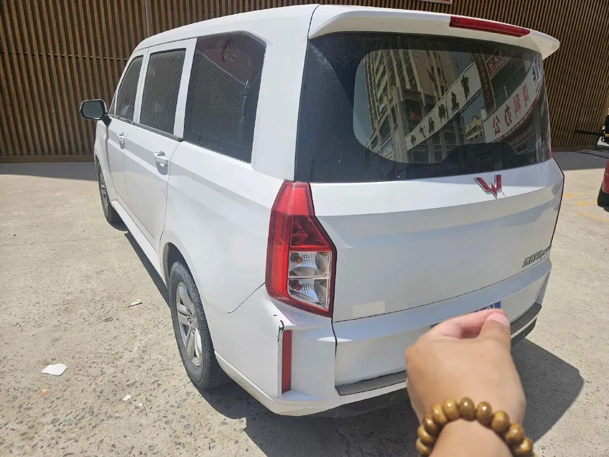 2021 WuLing HongGuang Plus 1.5T 147HP L4 6MT,autocango,china used car exporter,china ev exporter,chinese used car exporter,chinese used ev exporter