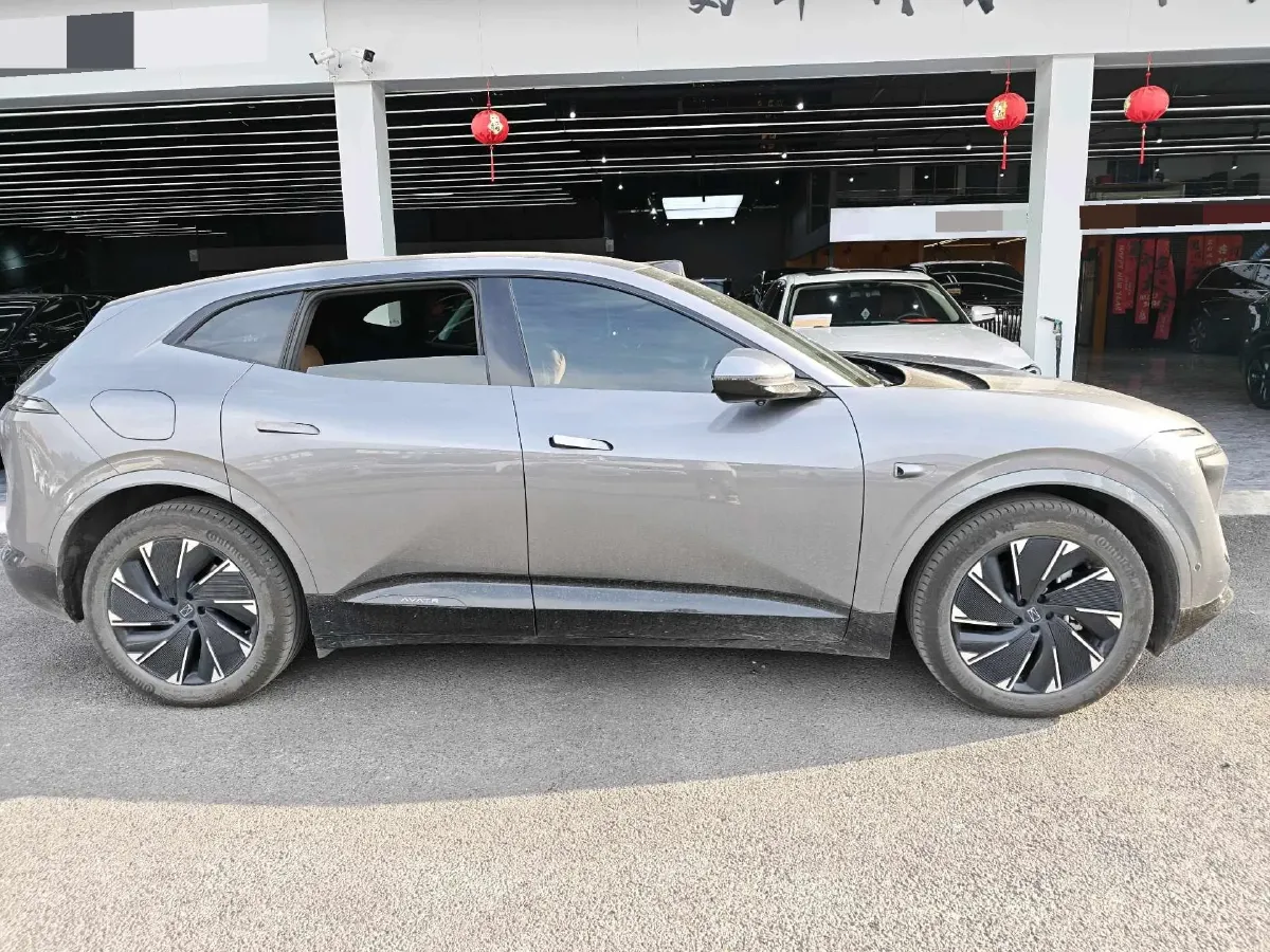 2024 Avatr 07 1.5T 156HP L4 REEV 39.05KWH,autocango,china used car exporter,china ev exporter,chinese used car exporter,chinese used ev exporter