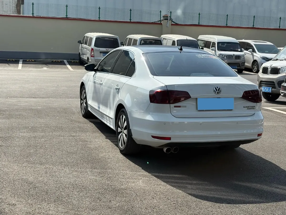 2018 KingLong KaiTe 2.3T 110HP L4 5MT,autocango,china used car exporter,china ev exporter,chinese used car exporter,chinese used ev exporter
