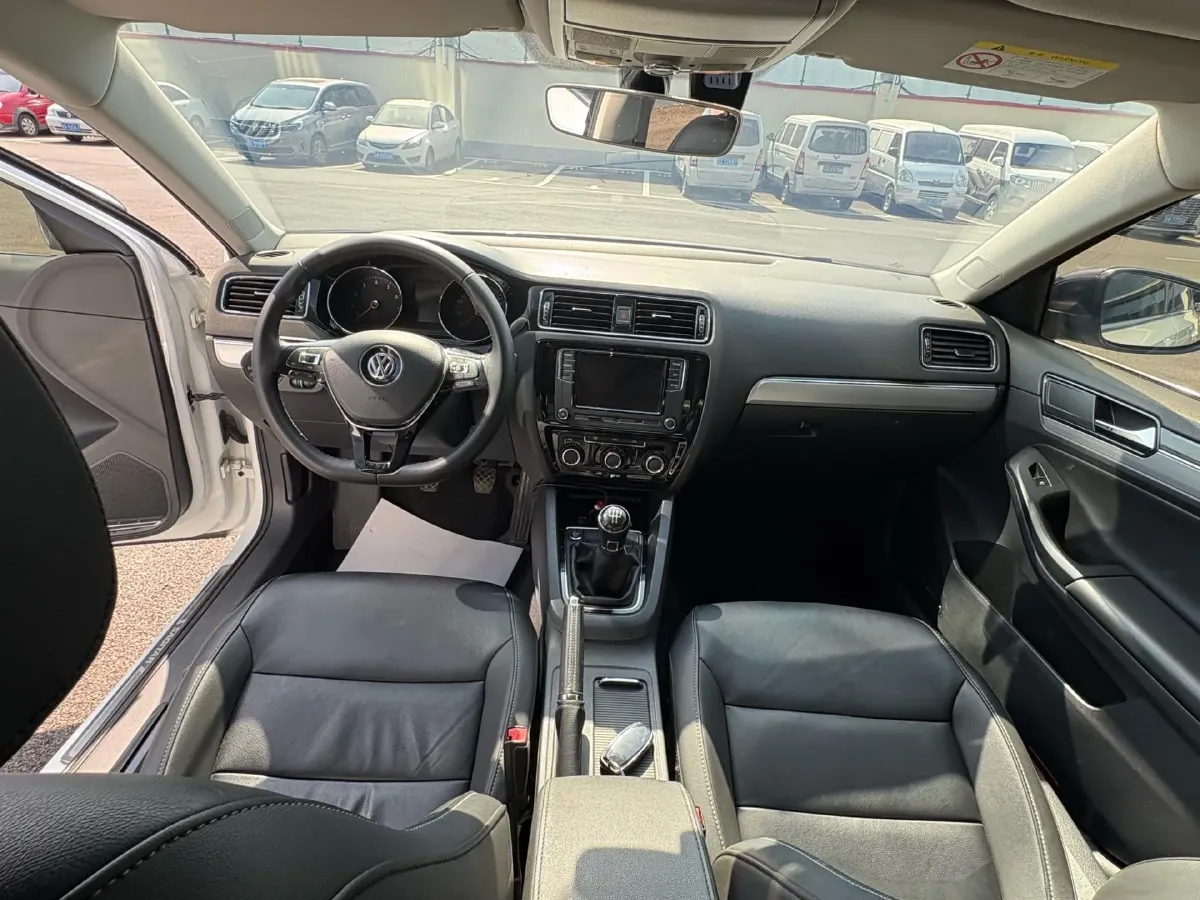 2018 KingLong KaiTe 2.3T 110HP L4 5MT,autocango,china used car exporter,china ev exporter,chinese used car exporter,chinese used ev exporter