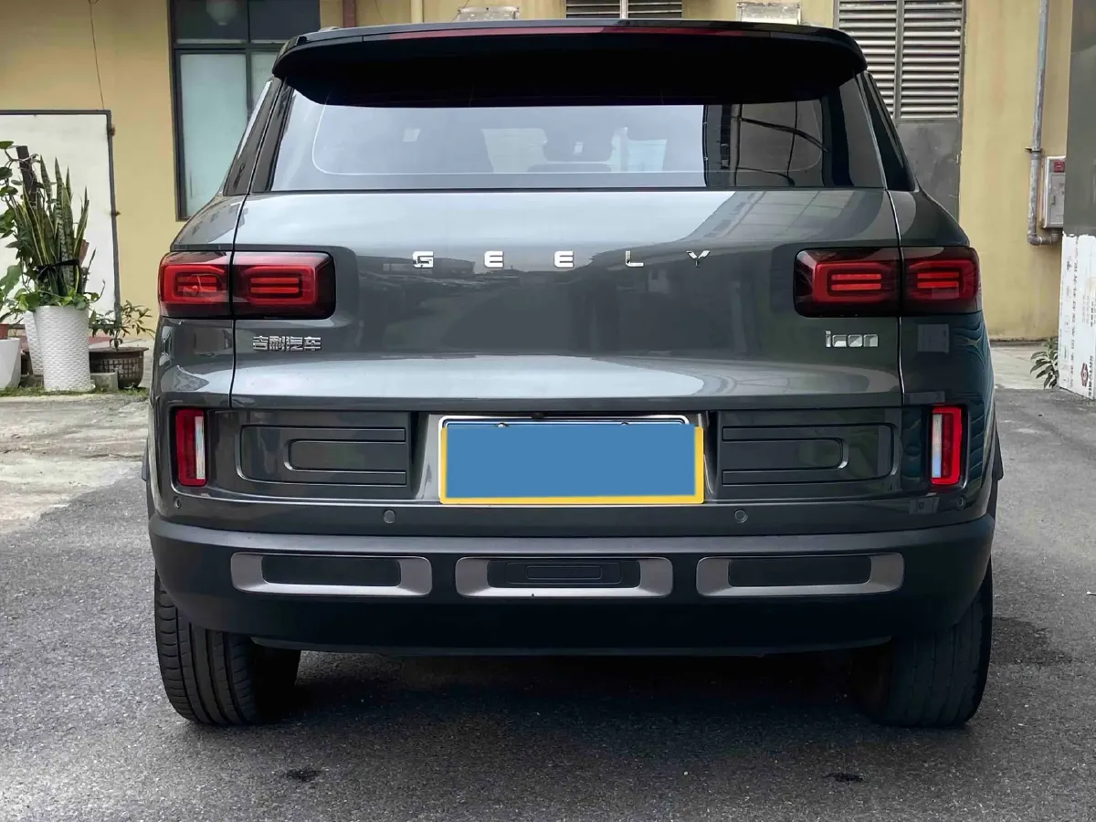 2020 Geely ICON 1.5T 177HP L3 7DCT,autocango,china used car exporter,china ev exporter,chinese used car exporter,chinese used ev exporter