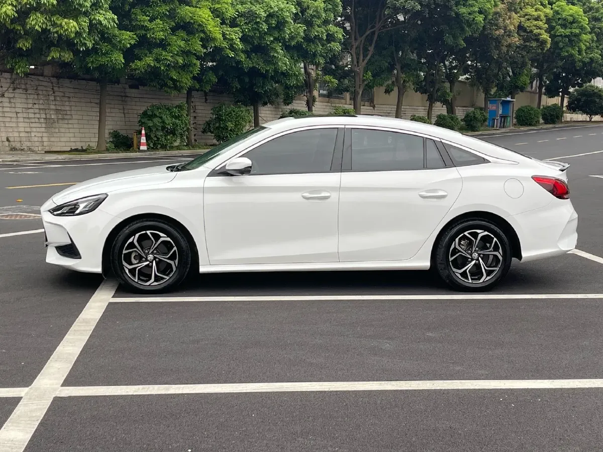 2021 MG 5 1.5L 120HP L4 CVT,autocango,china used car exporter,china ev exporter,chinese used car exporter,chinese used ev exporter
