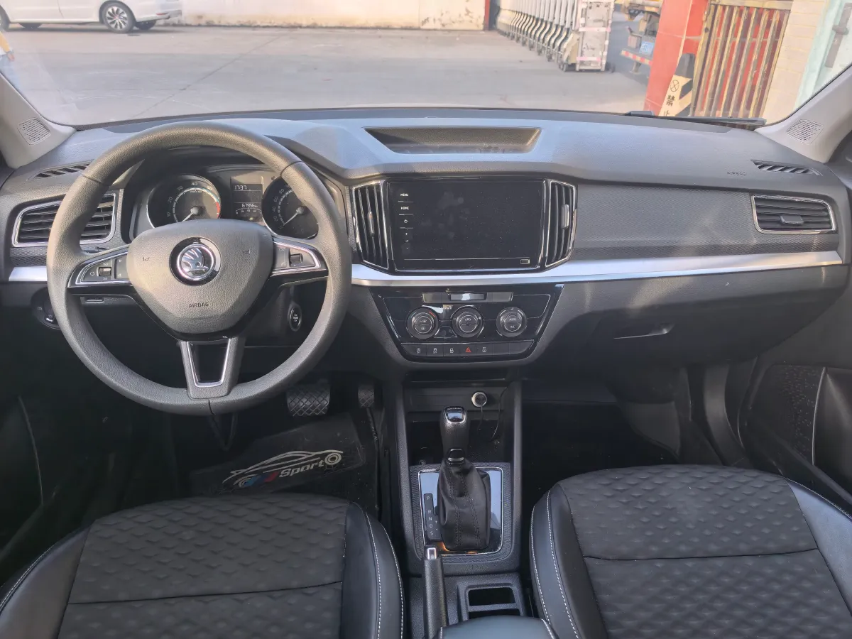 2018 Skoda Kamiq 1.5L 110HP L4 6AT,autocango,china used car exporter,china ev exporter,chinese used car exporter,chinese used ev exporter