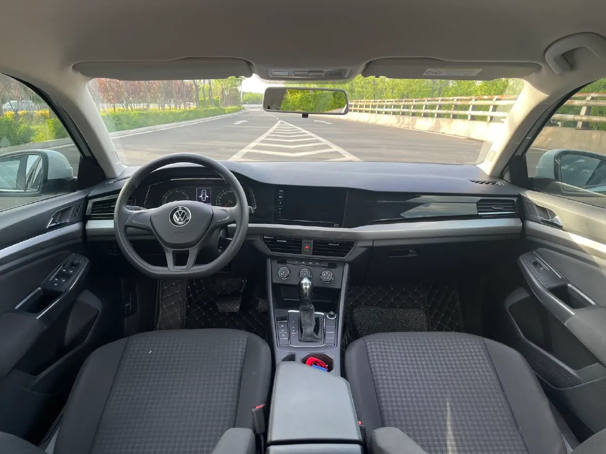 2021 Volkswagen Bora 1.5L 113HP L4 6AT,autocango,china used car exporter,china ev exporter,chinese used car exporter,chinese used ev exporter