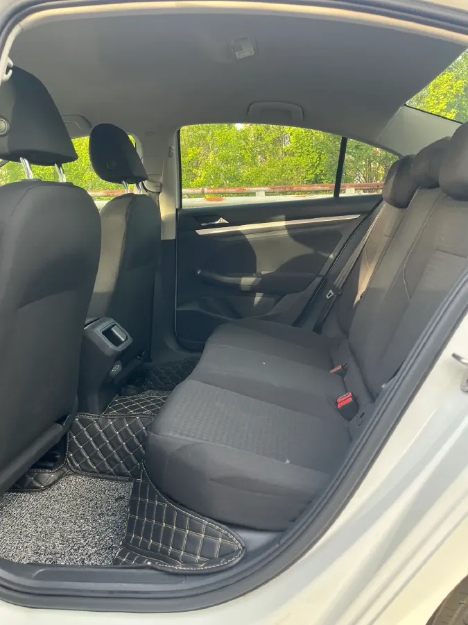 2021 Volkswagen Bora 1.5L 113HP L4 6AT,autocango,china used car exporter,china ev exporter,chinese used car exporter,chinese used ev exporter