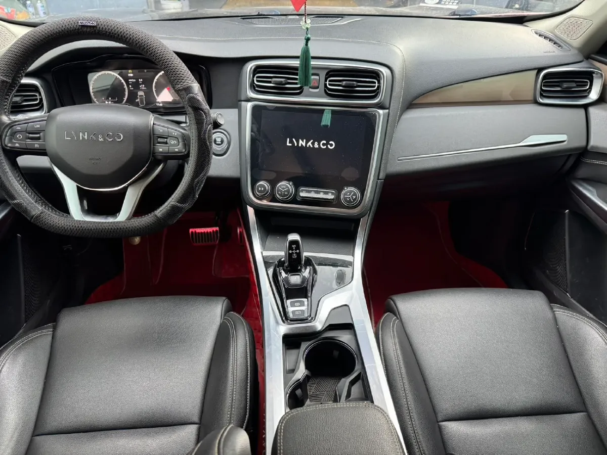 2020 LYNK&CO 01 2.0T 190HP L4 6AT,autocango,china used car exporter,china ev exporter,chinese used car exporter,chinese used ev exporter