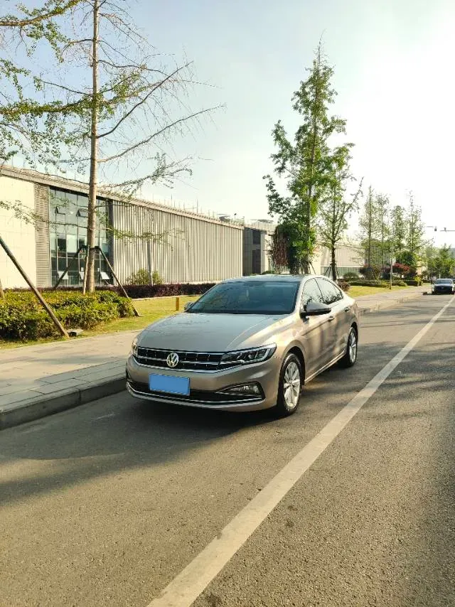 2019 MAXUS T70 2.0T 163HP L4 6AT,autocango,china used car exporter,china ev exporter,chinese used car exporter,chinese used ev exporter