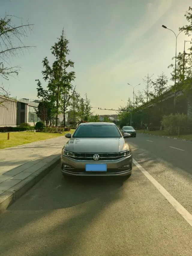 2019 MAXUS T70 2.0T 163HP L4 6AT,autocango,china used car exporter,china ev exporter,chinese used car exporter,chinese used ev exporter
