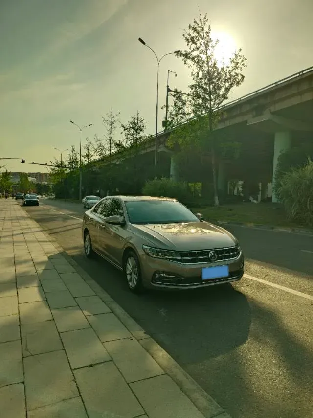 2019 MAXUS T70 2.0T 163HP L4 6AT,autocango,china used car exporter,china ev exporter,chinese used car exporter,chinese used ev exporter