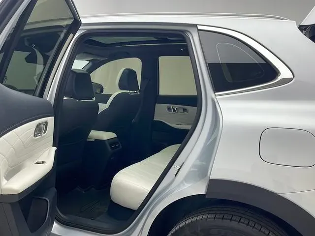 2025 BYD Sea Lion 05 DM-i 1.5L 101HP L4 E-CVT PHEV 18.3KWH,autocango,china used car exporter,china ev exporter,chinese used car exporter,chinese used ev exporter