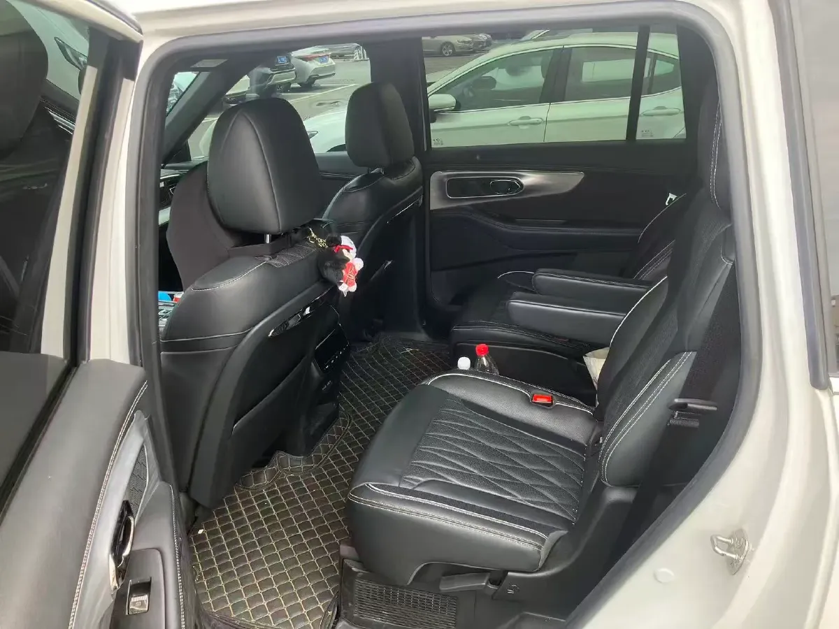 2022 GAC Trumpchi GS8 2.0T 190HP L4 E-CVT Hybrid,autocango,china used car exporter,china ev exporter,chinese used car exporter,chinese used ev exporter