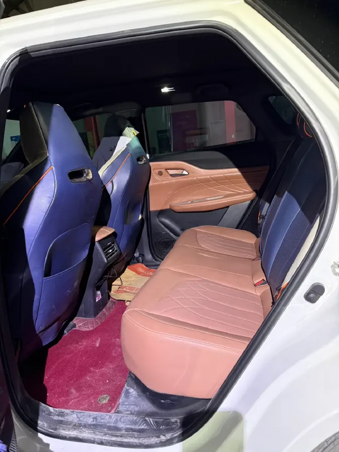 2024 ChangAn UNI-Z 1.5L 98HP L4 E-CVT PHEV 18.4KWH,autocango,china used car exporter,china ev exporter,chinese used car exporter,chinese used ev exporter