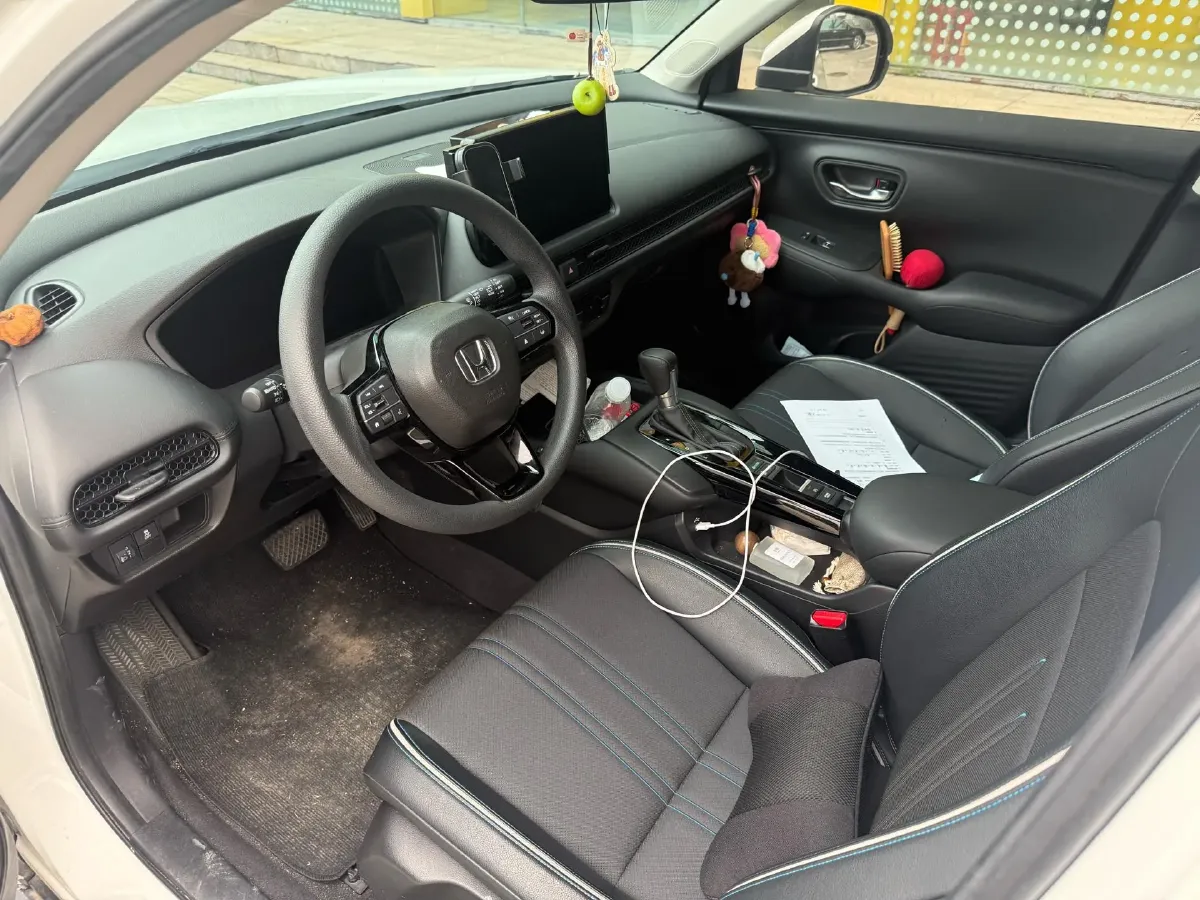 2023 Honda HR-V 1.5T 182HP L4 CVT,autocango,china used car exporter,china ev exporter,chinese used car exporter,chinese used ev exporter