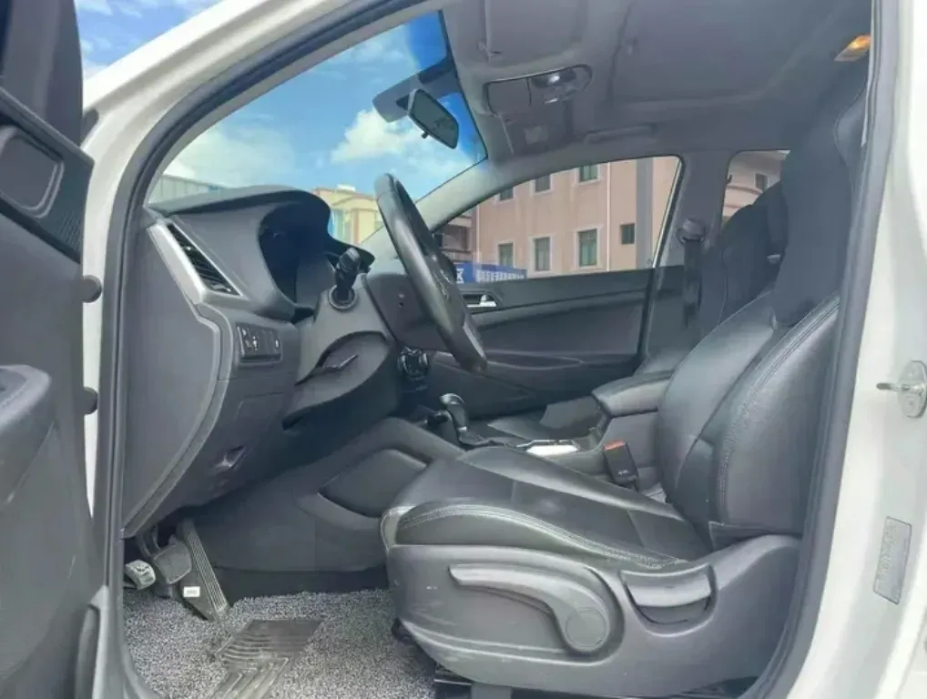 2018 Hyundai Tucson 1.6T 177HP L4 7DCT,autocango,china used car exporter,china ev exporter,chinese used car exporter,chinese used ev exporter