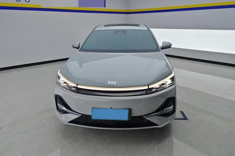 2025 Geely Galaxy A7 1.5L 112HP L4 1DHT PHEV,autocango,china used car exporter,china ev exporter,chinese used car exporter,chinese used ev exporter