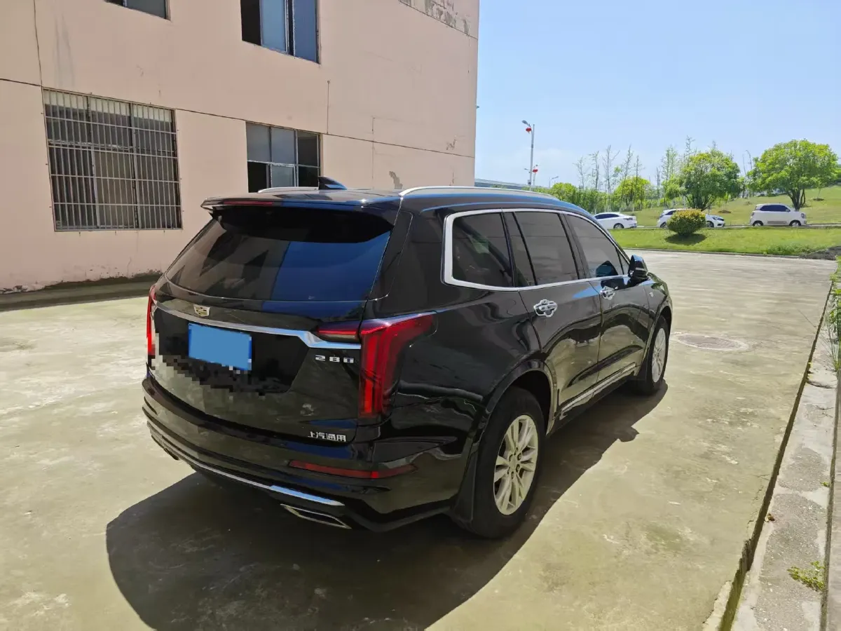 2022 Cadillac XT6 2.0T 237HP L4 9AT,autocango,china used car exporter,china ev exporter,chinese used car exporter,chinese used ev exporter