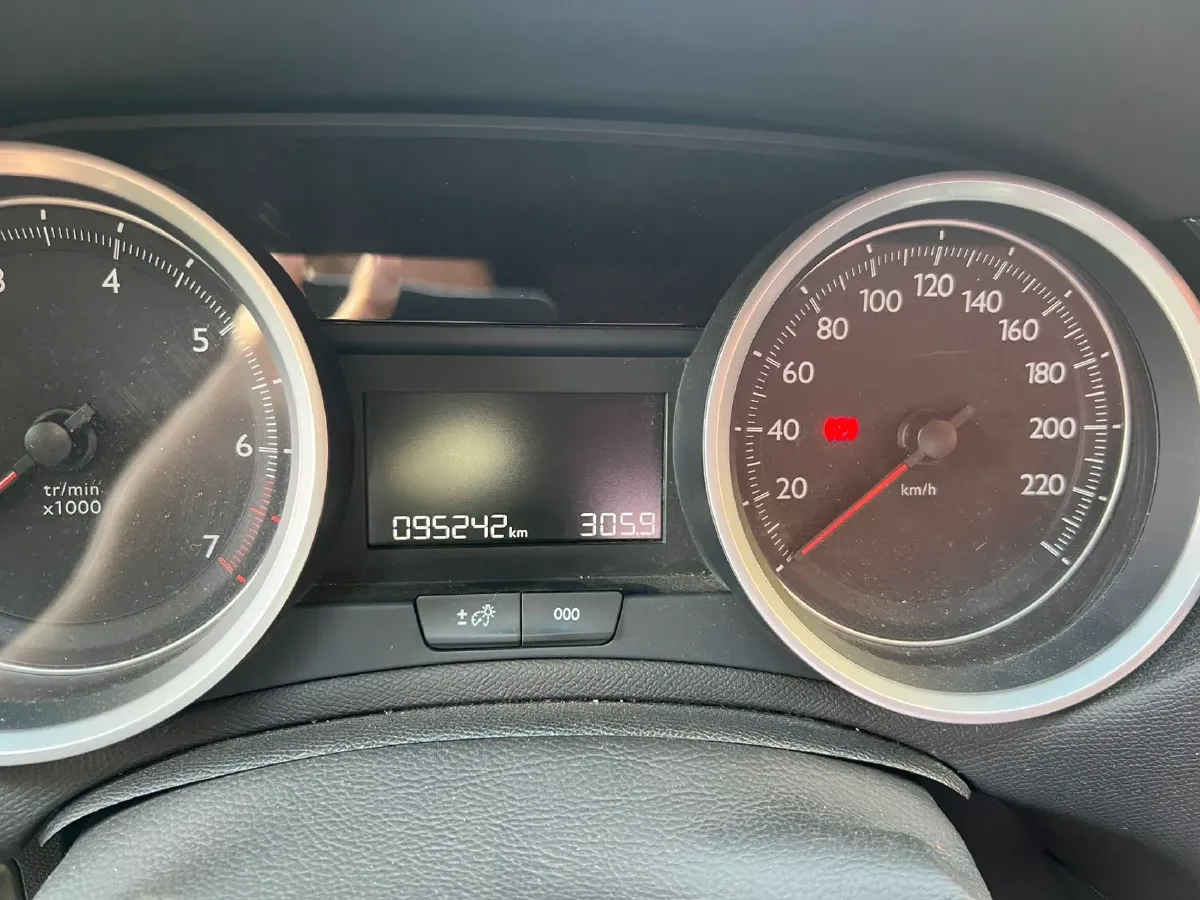 2018 Peugeot 408 1.6T 167HP L4 6AT,autocango,china used car exporter,china ev exporter,chinese used car exporter,chinese used ev exporter