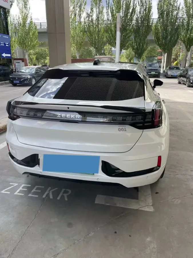 2022 Zeekr 001 BEV 86KWH,autocango,china used car exporter,china ev exporter,chinese used car exporter,chinese used ev exporter