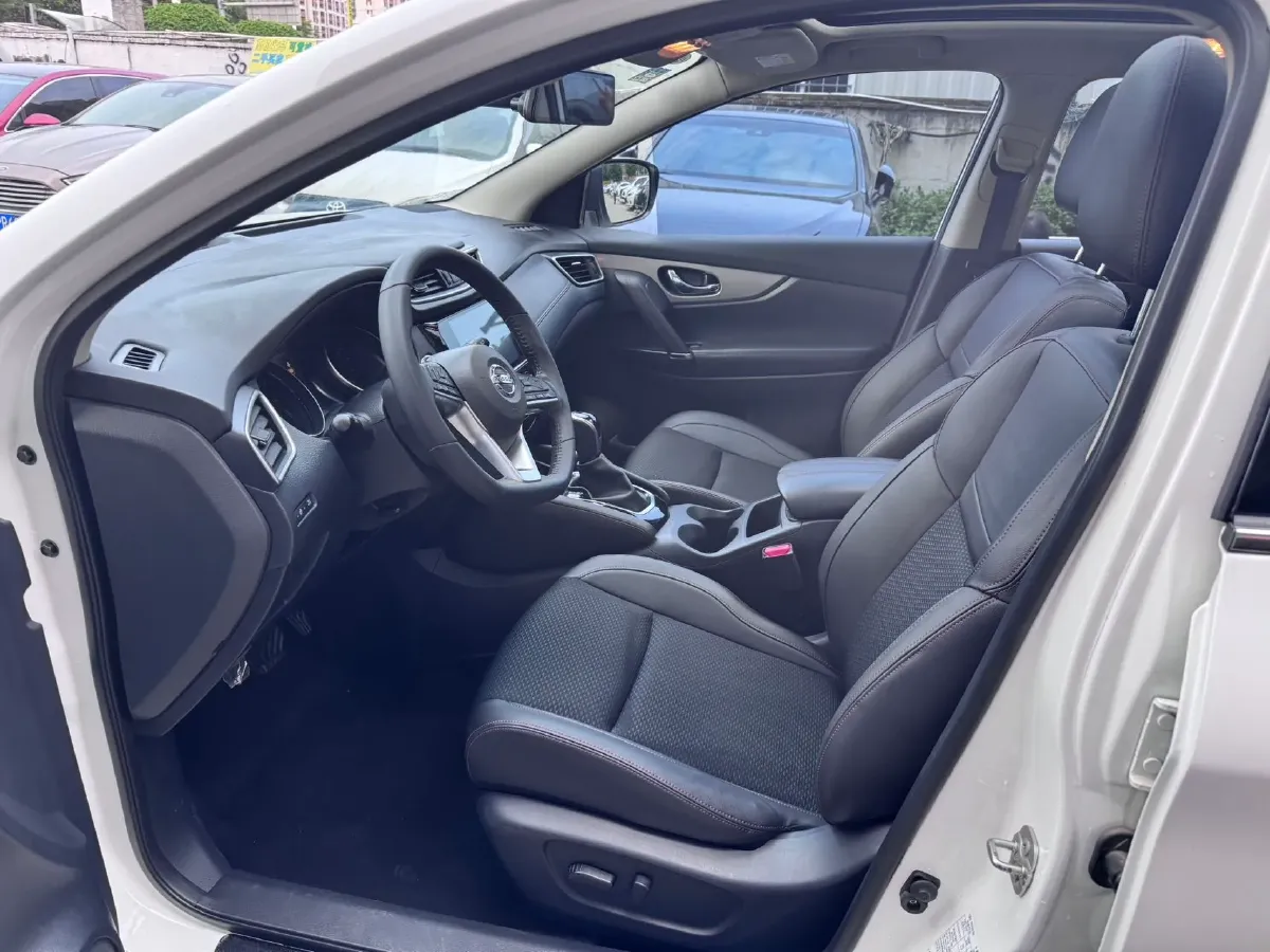 2019 Nissan Qashqai 2.0L 154HP L4 CVT,autocango,china used car exporter,china ev exporter,chinese used car exporter,chinese used ev exporter