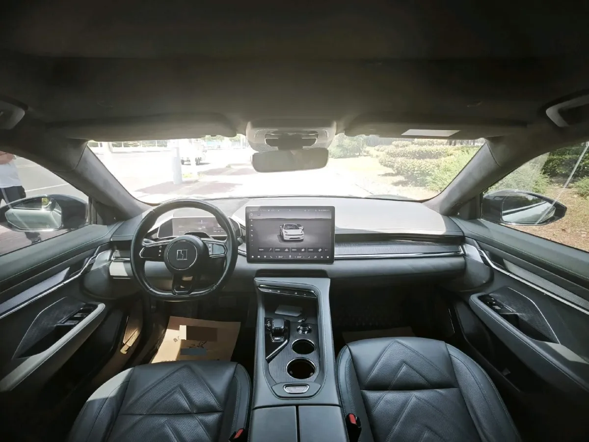 2024 Zeekr 001 BEV 95KWH,autocango,china used car exporter,china ev exporter,chinese used car exporter,chinese used ev exporter