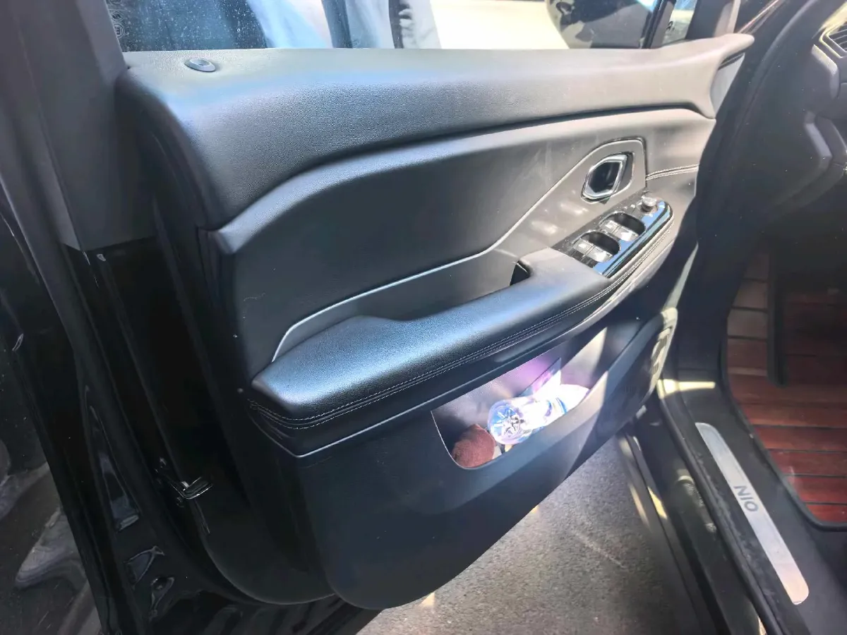 2018 NIO ES8 BEV 70KWH,autocango,china used car exporter,china ev exporter,chinese used car exporter,chinese used ev exporter