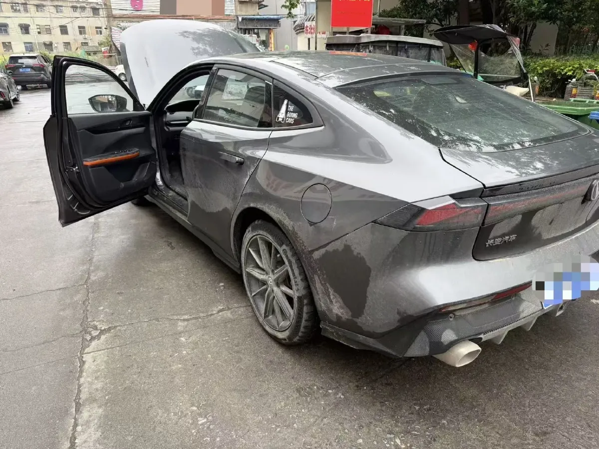 2023 ChangAn UNI-V 1.5T 188HP L4 7DCT,autocango,china used car exporter,china ev exporter,chinese used car exporter,chinese used ev exporter