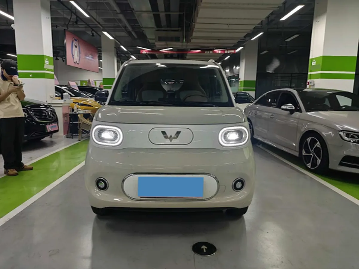 2024 WuLing HongGuang MINI EV BEV 17.3KWH,autocango,china used car exporter,china ev exporter,chinese used car exporter,chinese used ev exporter