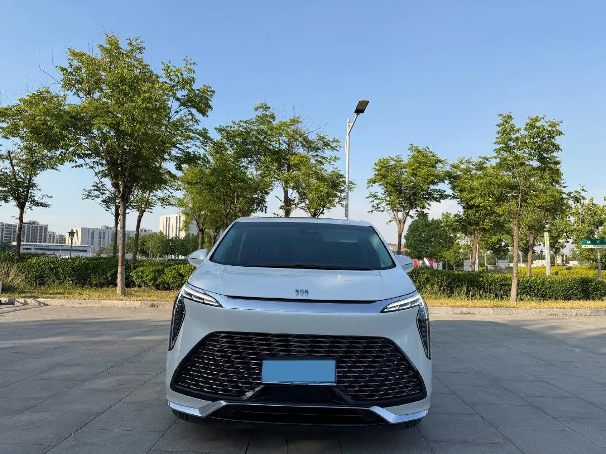 2023 Buick Century 2.0T 237HP L4 9AT,autocango,china used car exporter,china ev exporter,chinese used car exporter,chinese used ev exporter