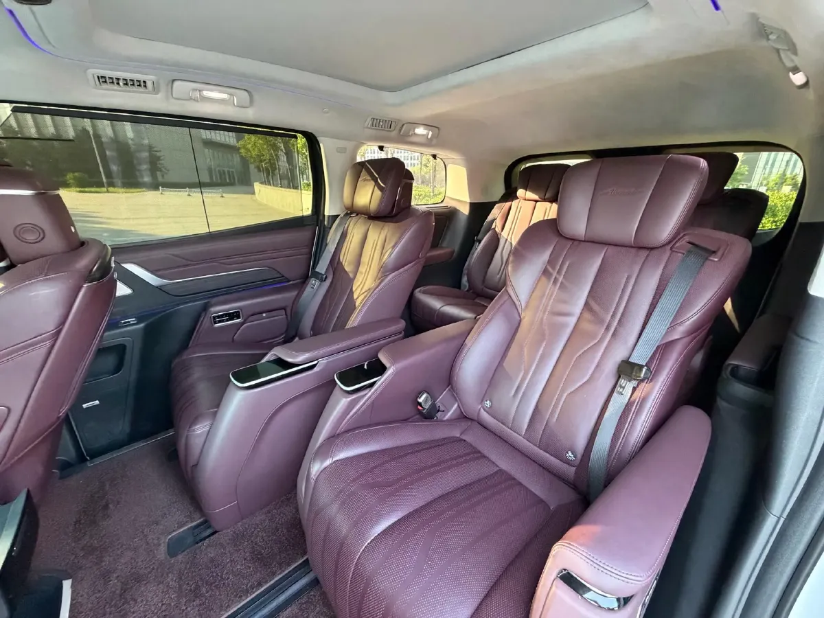 2023 Buick Century 2.0T 237HP L4 9AT,autocango,china used car exporter,china ev exporter,chinese used car exporter,chinese used ev exporter