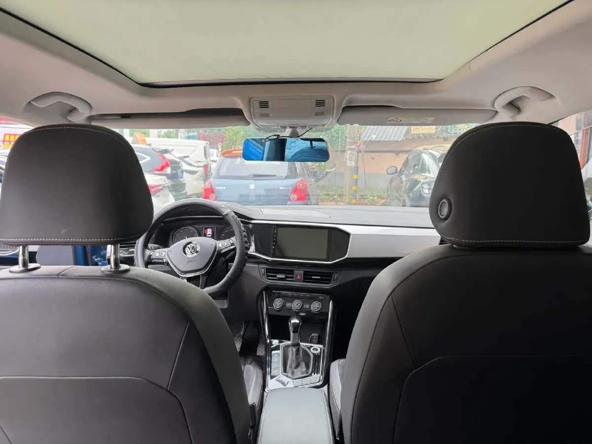 2019 Jeep Cherokee 2.0T 234HP L4 9AT,autocango,china used car exporter,china ev exporter,chinese used car exporter,chinese used ev exporter
