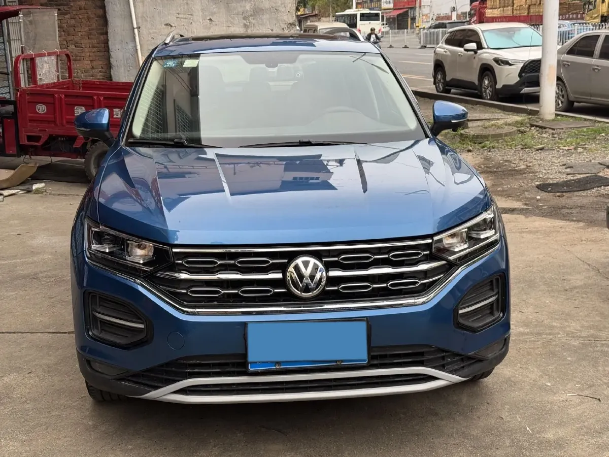 2019 Jeep Cherokee 2.0T 234HP L4 9AT,autocango,china used car exporter,china ev exporter,chinese used car exporter,chinese used ev exporter