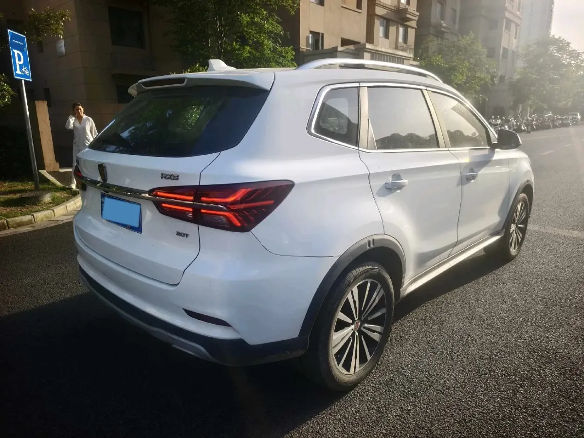 2018 Roewe RX5 1.5T 169HP L4 7DCT,autocango,china used car exporter,china ev exporter,chinese used car exporter,chinese used ev exporter