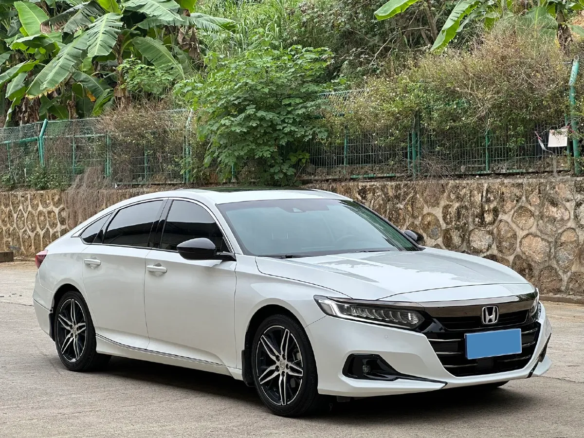 2022 Honda Accord 1.5T 194HP L4 CVT,autocango,china used car exporter,china ev exporter,chinese used car exporter,chinese used ev exporter
