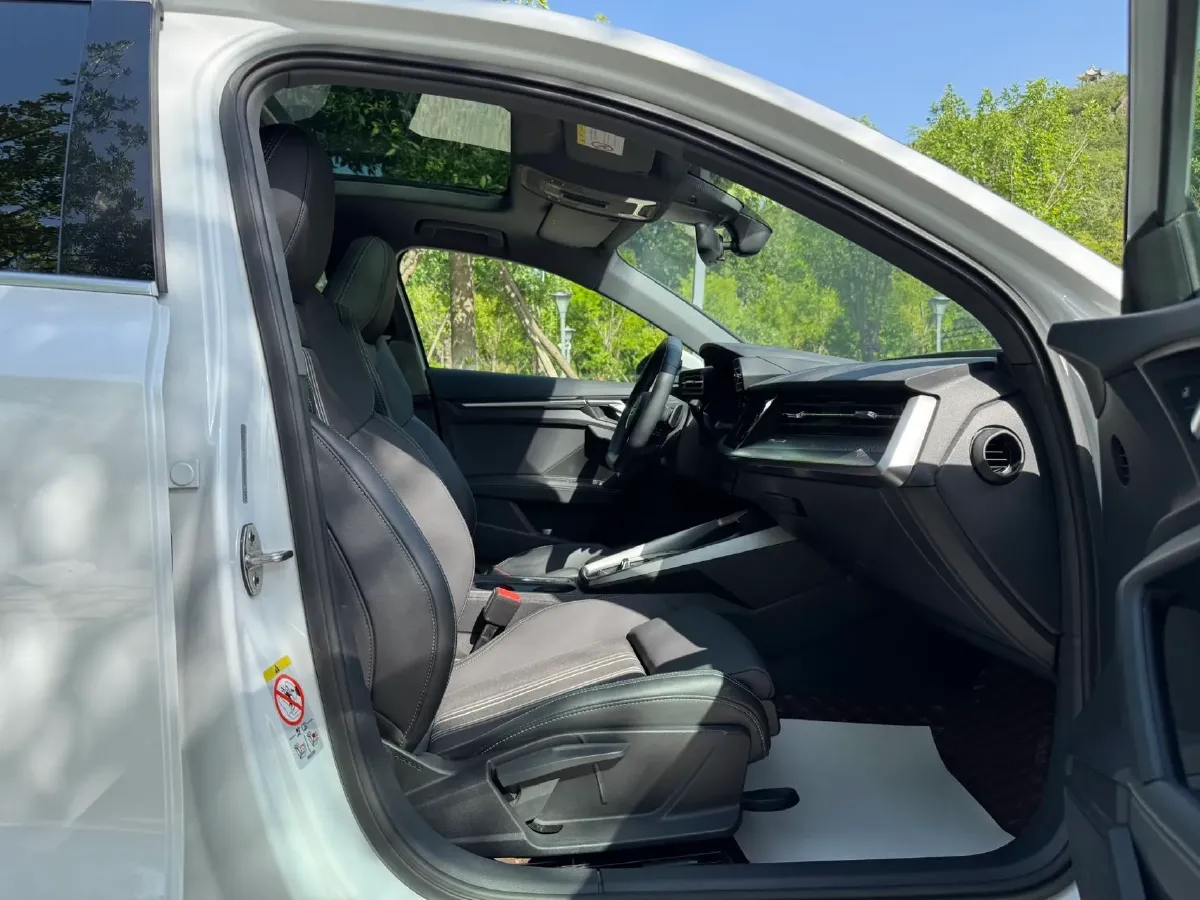 2022 Audi A3 1.4T 150HP L4 7DCT,autocango,china used car exporter,china ev exporter,chinese used car exporter,chinese used ev exporter