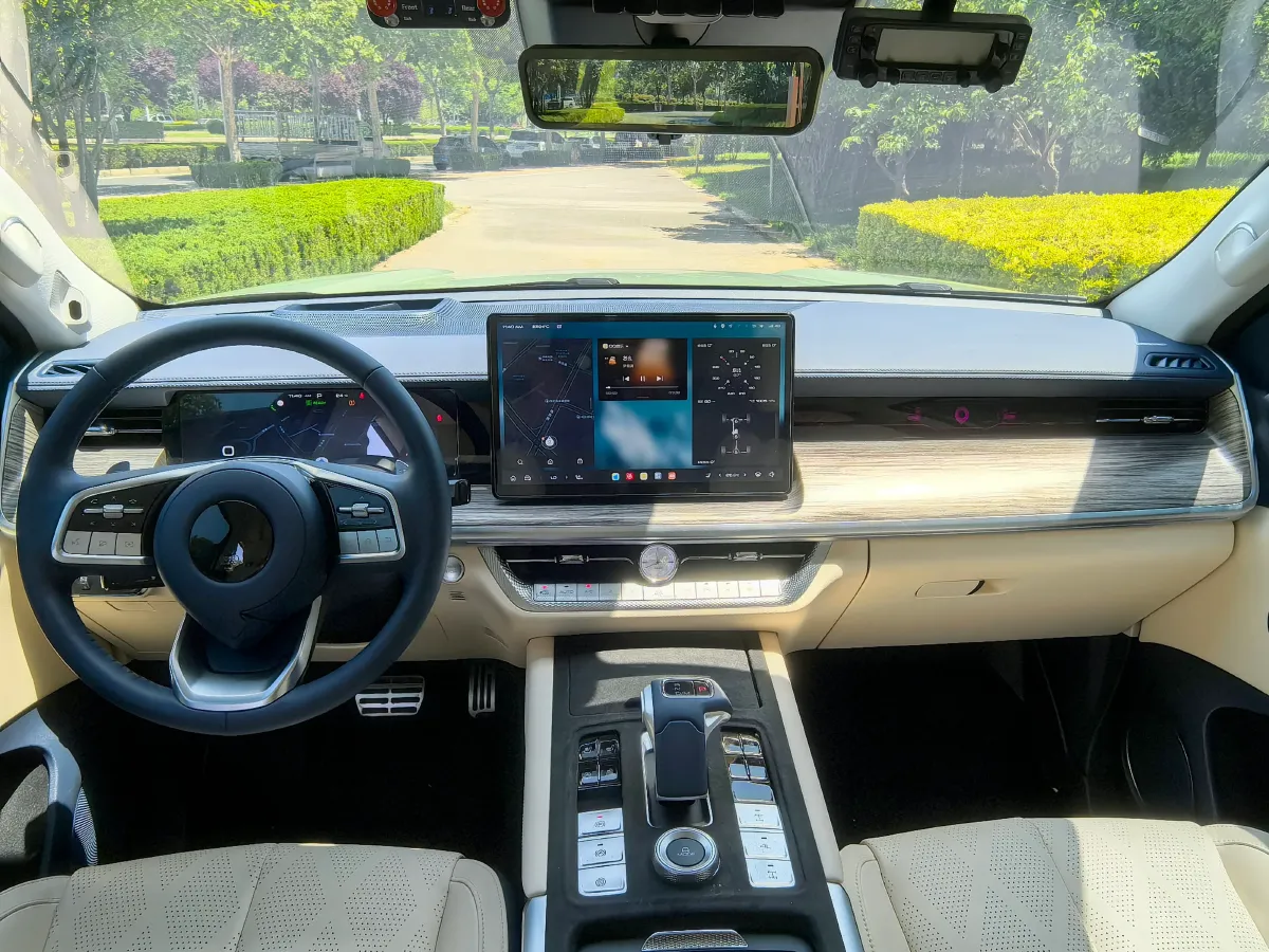 2022 Lincoln Corsair 2.0T 245HP L4 8AT,autocango,china used car exporter,china ev exporter,chinese used car exporter,chinese used ev exporter