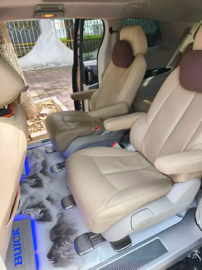 2022 Buick GL8 2.0T 237HP L4 9AT,autocango,china used car exporter,china ev exporter,chinese used car exporter,chinese used ev exporter