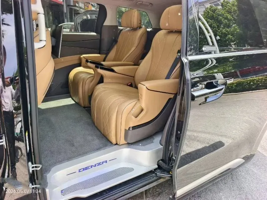 2024 Denza D9 1.5T 139HP L4 E-CVT PHEV 40KWH,autocango,china used car exporter,china ev exporter,chinese used car exporter,chinese used ev exporter
