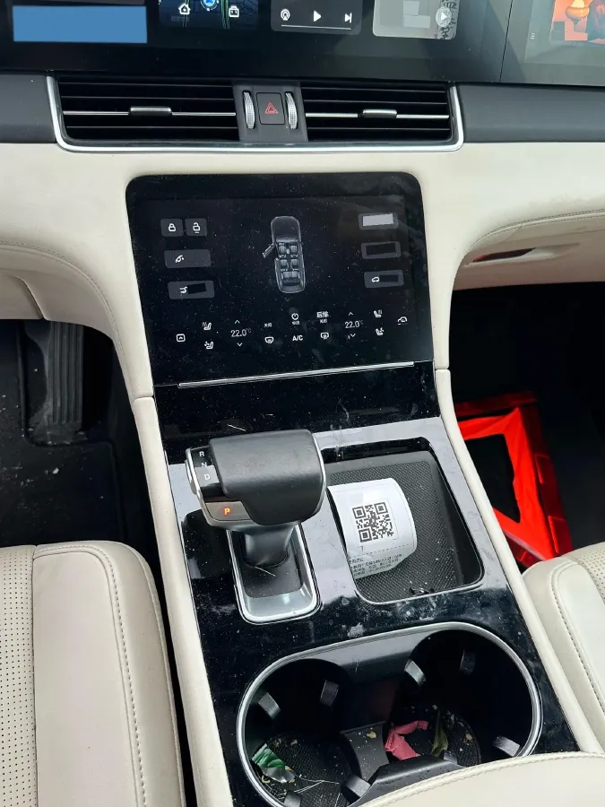 2020 Li ONE Range Extended 131HP REEV 40.5KWH,autocango,china used car exporter,china ev exporter,chinese used car exporter,chinese used ev exporter