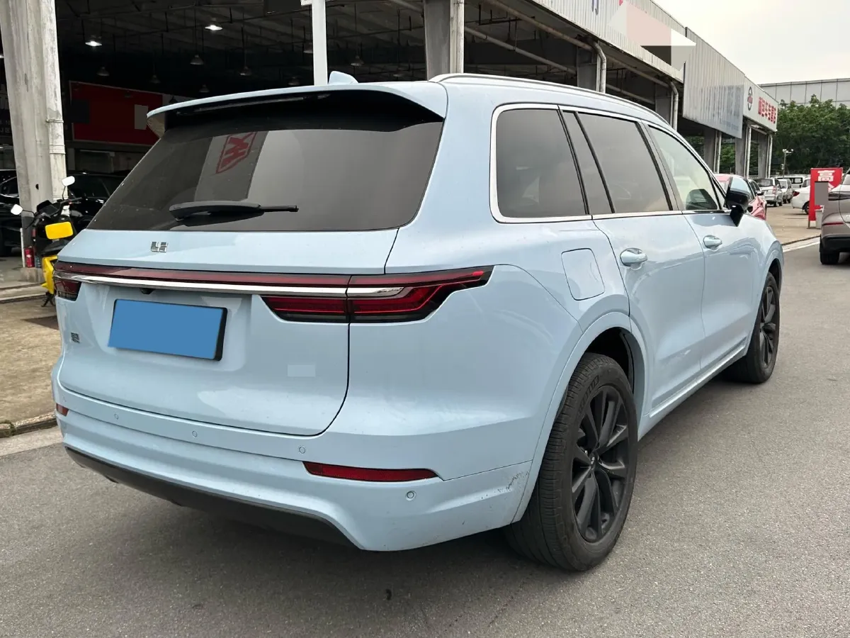 2020 Li ONE Range Extended 131HP REEV 40.5KWH,autocango,china used car exporter,china ev exporter,chinese used car exporter,chinese used ev exporter