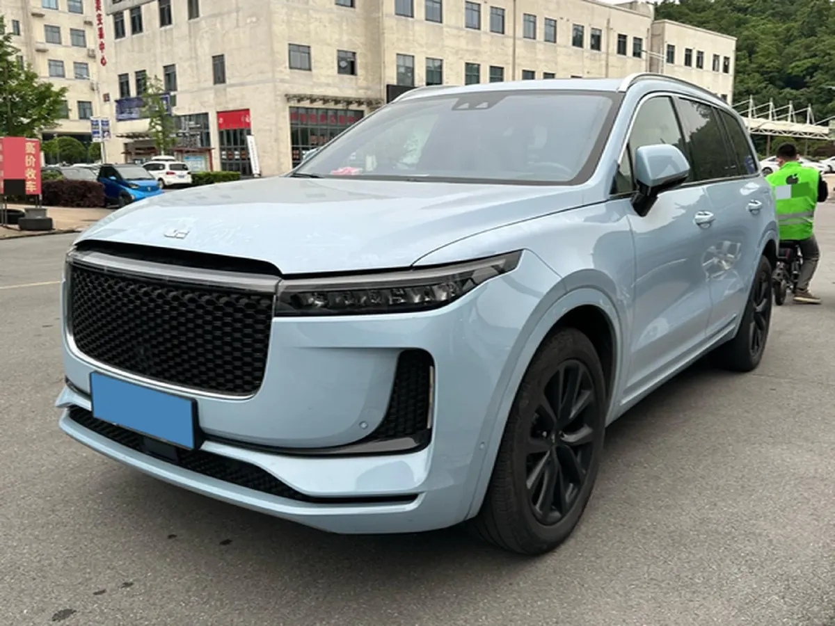 2020 Li ONE Range Extended 131HP REEV 40.5KWH,autocango,china used car exporter,china ev exporter,chinese used car exporter,chinese used ev exporter