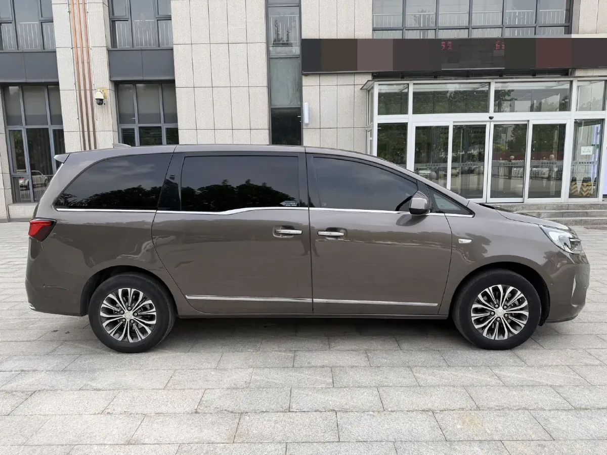 2020 Buick GL8 2.0T 237HP L4 9AT,autocango,china used car exporter,china ev exporter,chinese used car exporter,chinese used ev exporter
