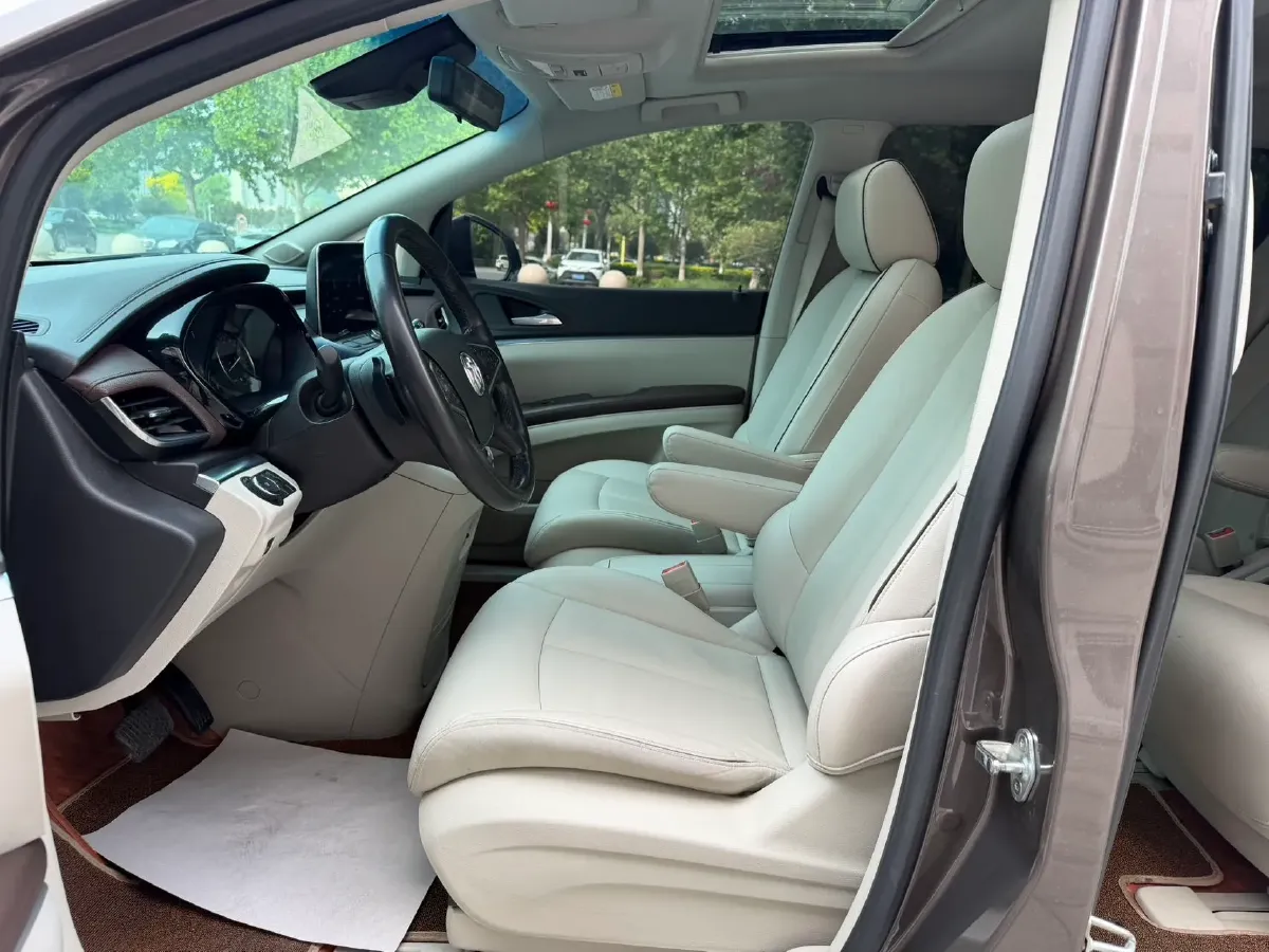 2020 Buick GL8 2.0T 237HP L4 9AT,autocango,china used car exporter,china ev exporter,chinese used car exporter,chinese used ev exporter