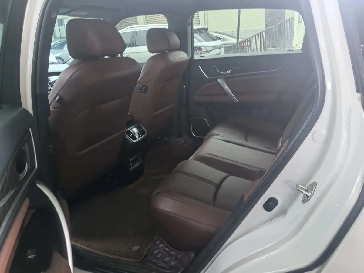 2020 Honda UR-V 2.0T 272HP L4 9AT,autocango,china used car exporter,china ev exporter,chinese used car exporter,chinese used ev exporter