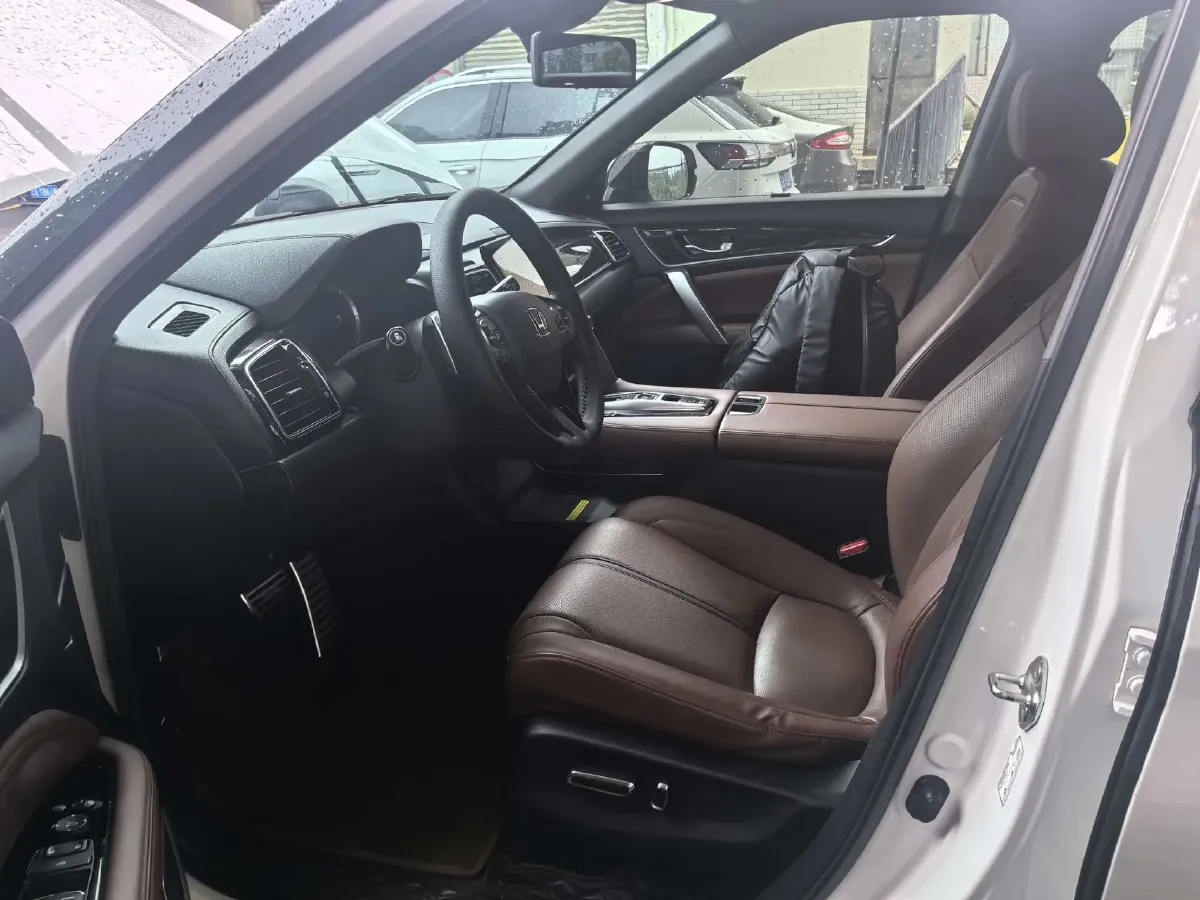 2020 Honda UR-V 2.0T 272HP L4 9AT,autocango,china used car exporter,china ev exporter,chinese used car exporter,chinese used ev exporter
